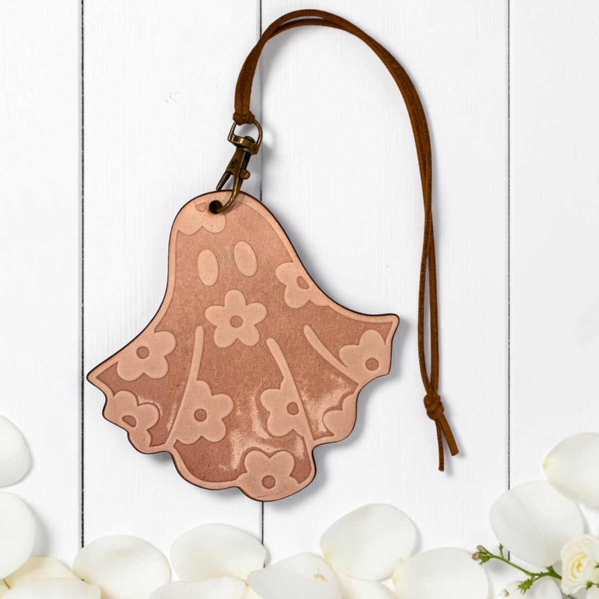 Daisy Ghost Leather Freshie